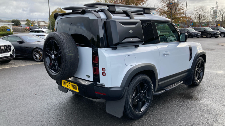 Land Rover Defender 90 Diesel 3.0 D250 Hard Top SE Auto